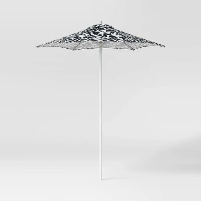 6' Round Outdoor Patio Market Umbrella With Black Pole - Room Essentials™ 13 6' Round Outdoor Patio Market Umbrella With Black Pole - Room Essentials™ - Image 11