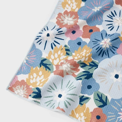 Quick Dry All Over Floral Waffle Towel - Room Essentials™ 4 Quick Dry All Over Floral Waffle Towel - Room Essentials™ - Image 2