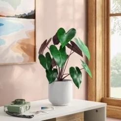 Dasheen Leaf Potted Artificial Plant - Room Essentialsā¢
