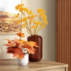 Maple Leaf Mini Arrangement - Room Essentialsā¢